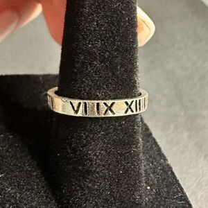 Silver Roman Numerals Band Ring 6.5